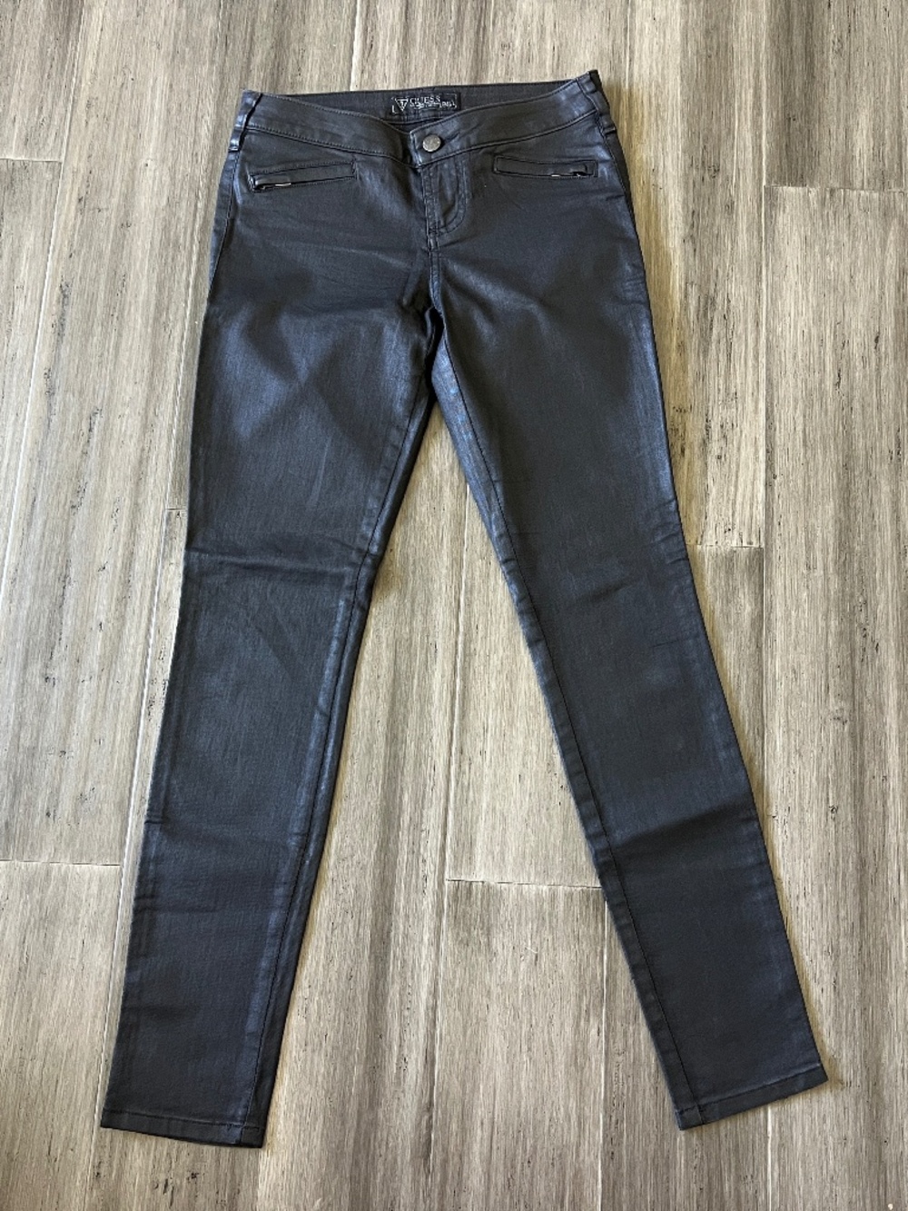 Guess 1981 Black Coated Low Rise Skinny Jeans 25